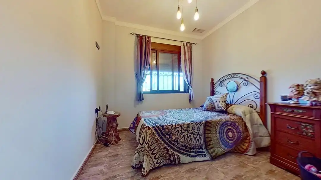 Habitación de Casa o chalet en venta en Elche / Elx con Aire acondicionado, Calefacción y Jardín privado
