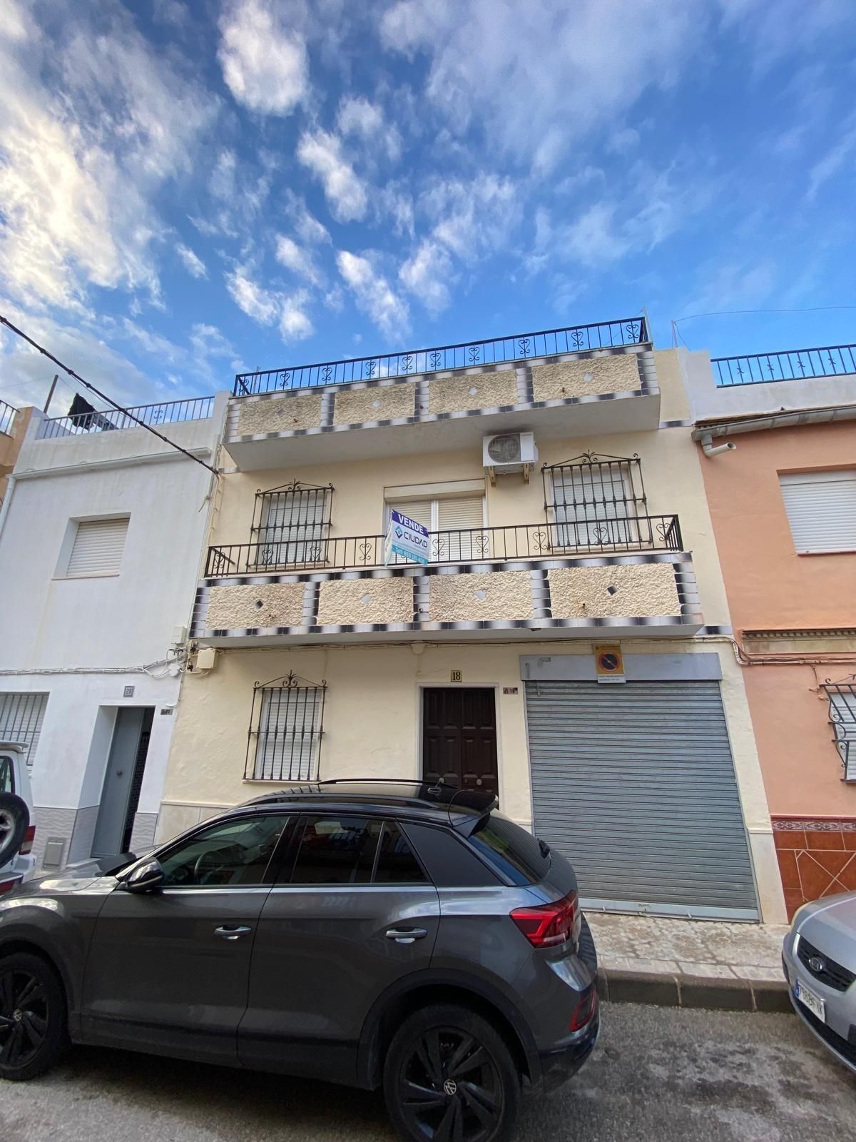 Vista exterior de Casa o chalet en venta en Morón de la Frontera