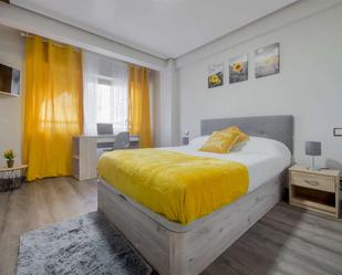 Bedroom of Flat to share in  Madrid Capital  with Air Conditioner and Terrace