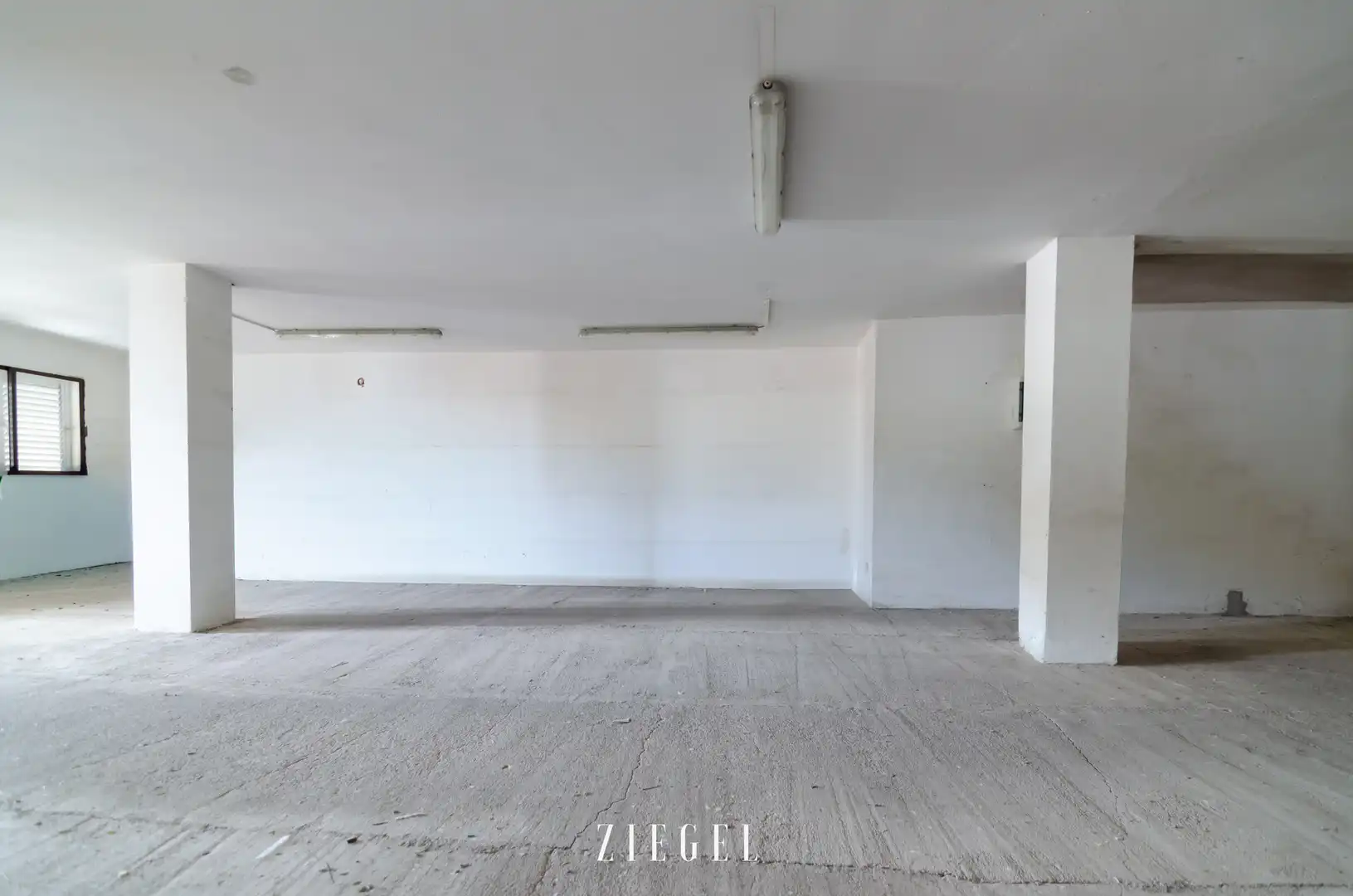 Commercial properties for sale in Las Palmas de Gran Canaria  with Air Conditioner