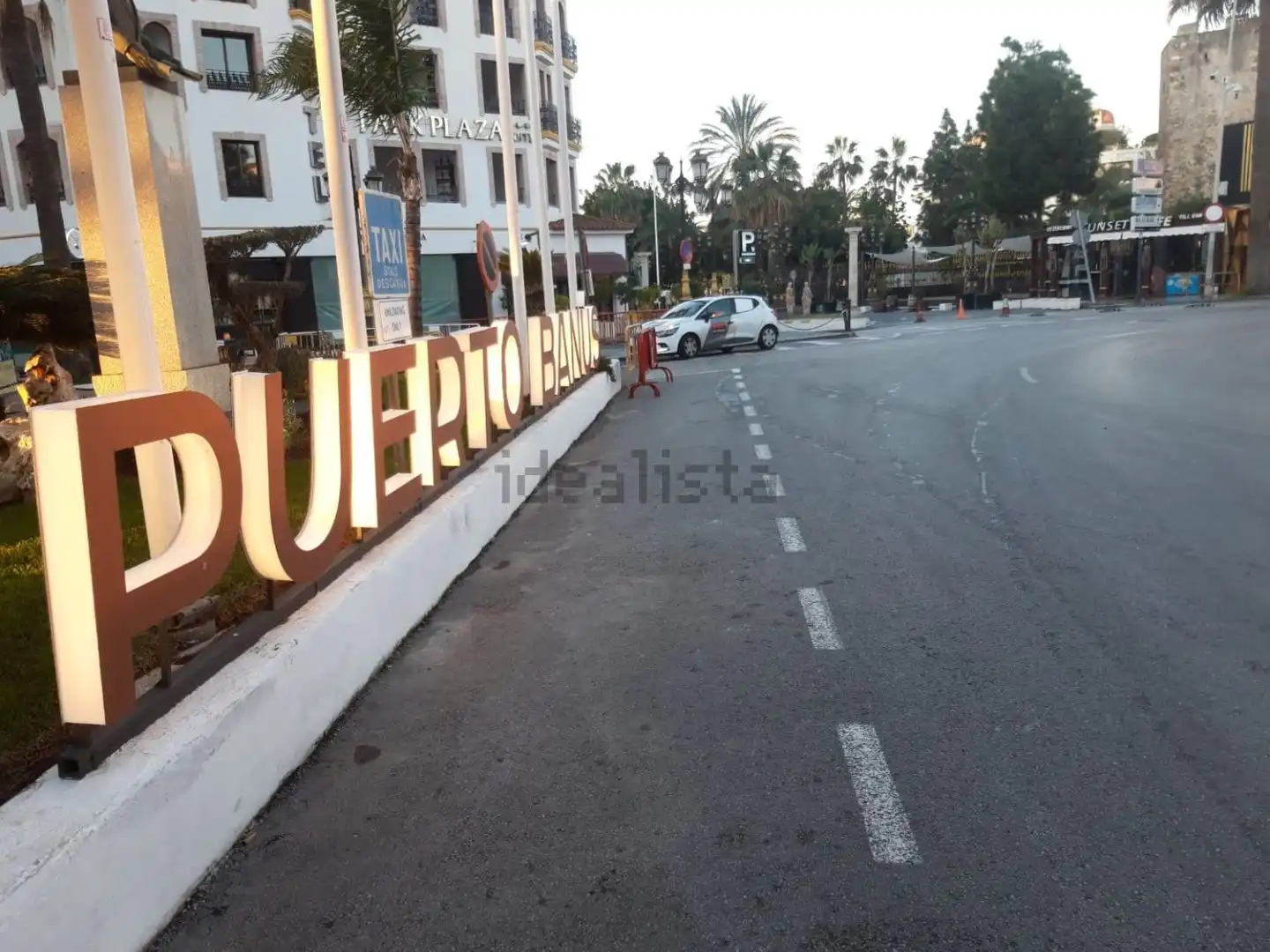 Vista exterior de Garaje de alquiler en Marbella