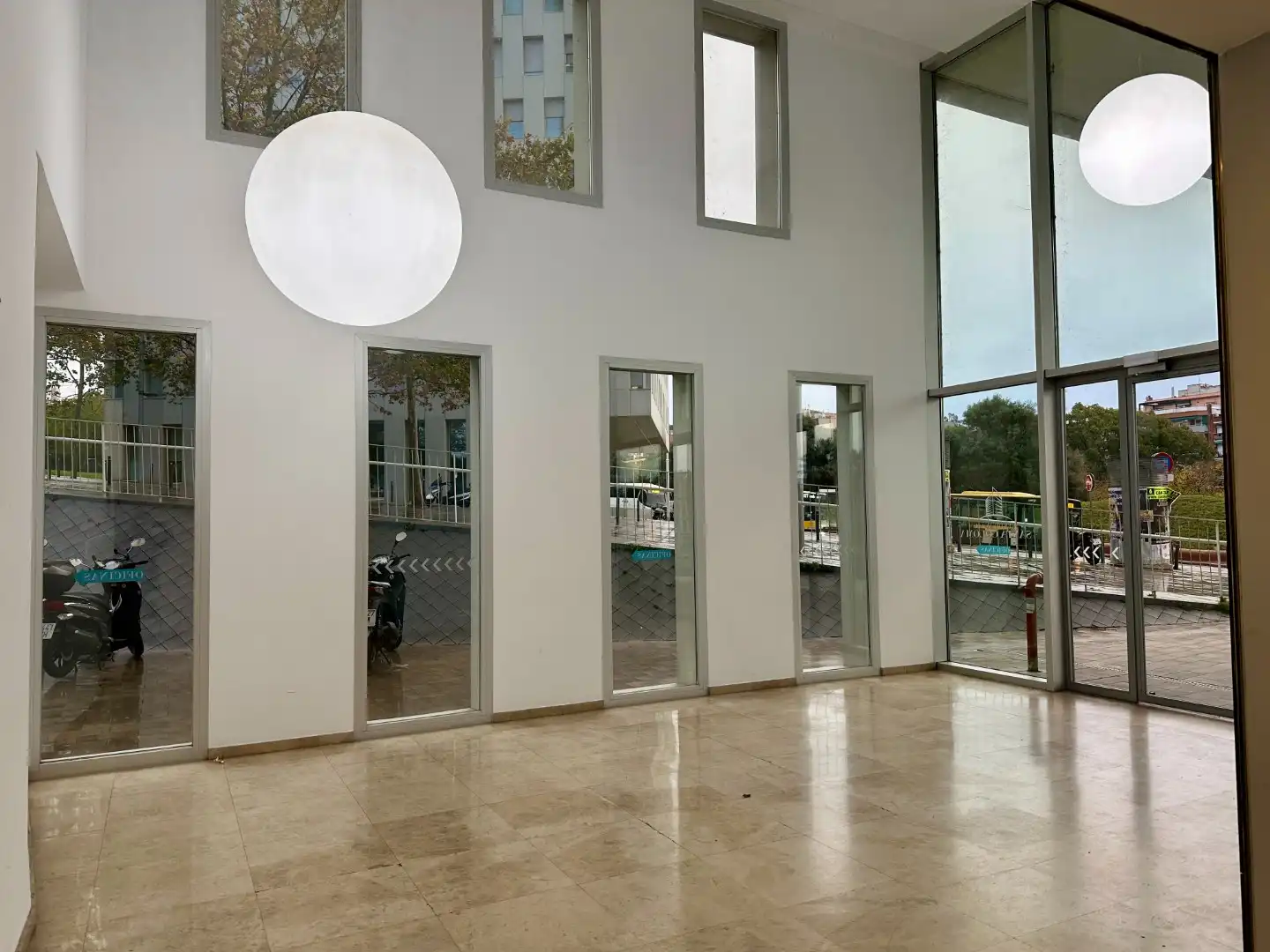 Oficina de alquiler en Santa Coloma de Gramenet