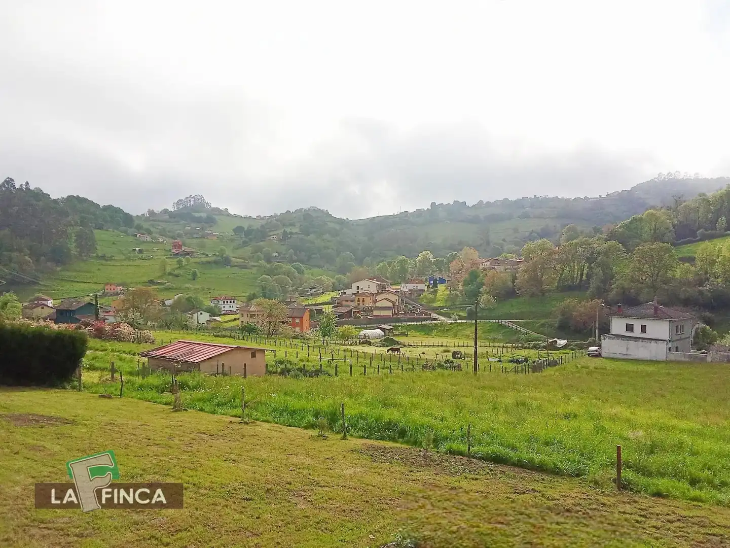 Casa o chalet en venta en Siero con Calefacción, Parquet y Terraza