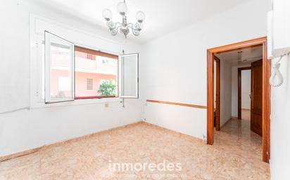 Schlafzimmer von Wohnung zum verkauf in  Barcelona Capital