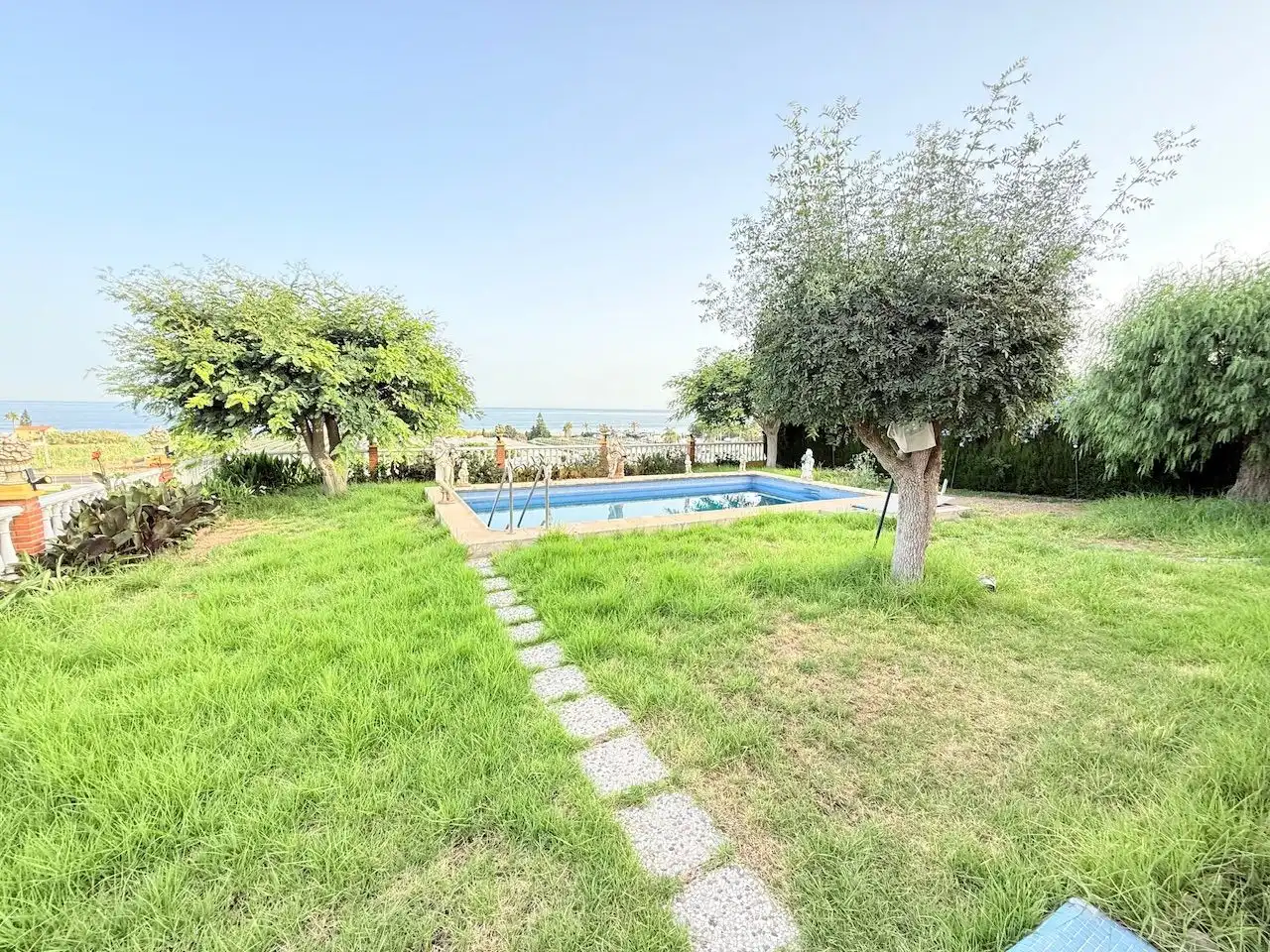 Detached house with pool for sale in Almayate, imagen 13