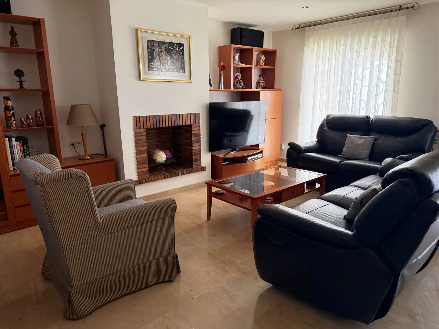 Sala d'estar de Casa o xalet en venda en Montserrat - Parque Empresarial