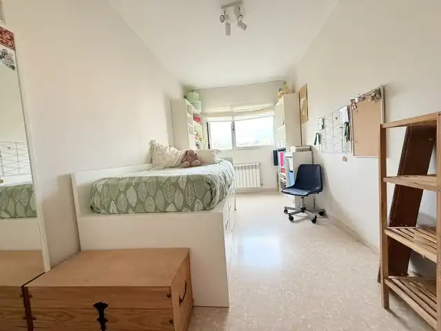 Habitación de Piso en venta en Castellón de la Plana / Castelló de la Plana con Calefacción y Trastero
