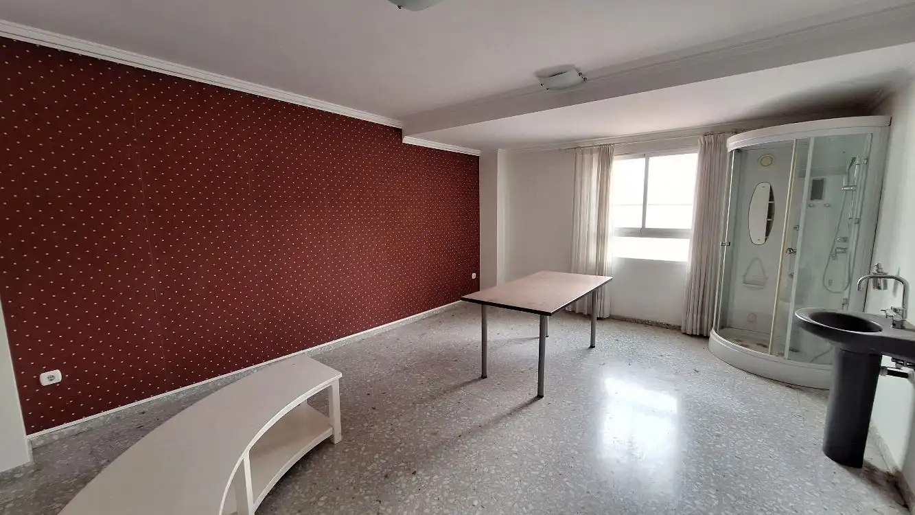 Oficina de alquiler en Oliva con Aire acondicionado y Terraza
