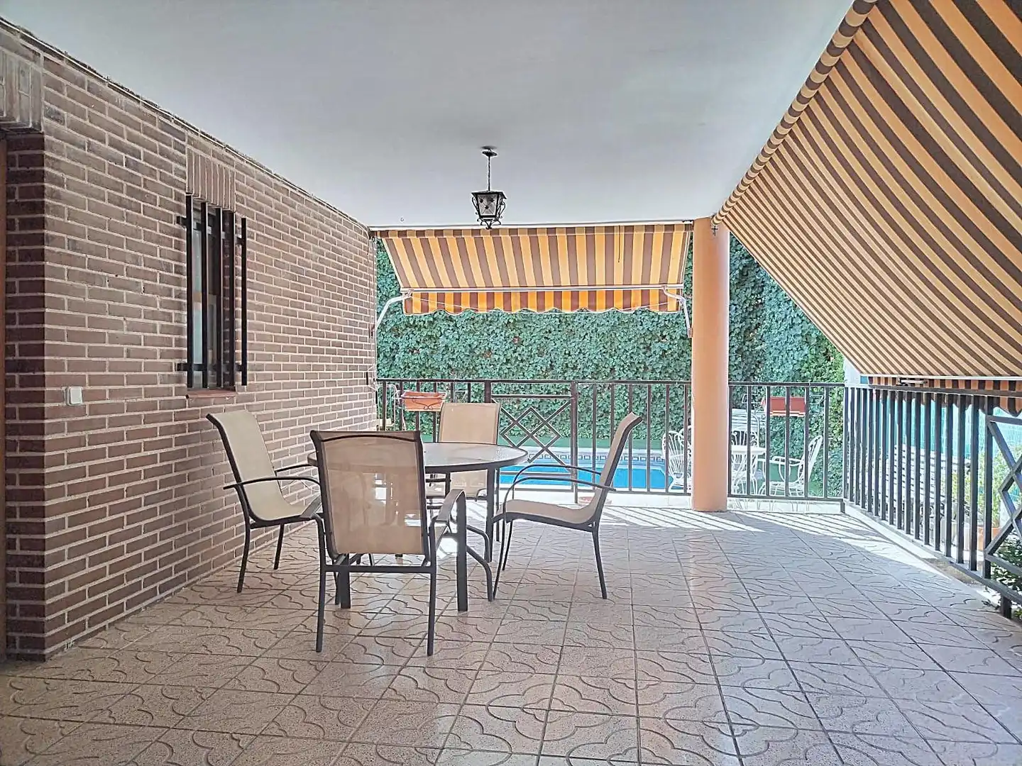 Terrace of Detached homes for sale in Los Villares