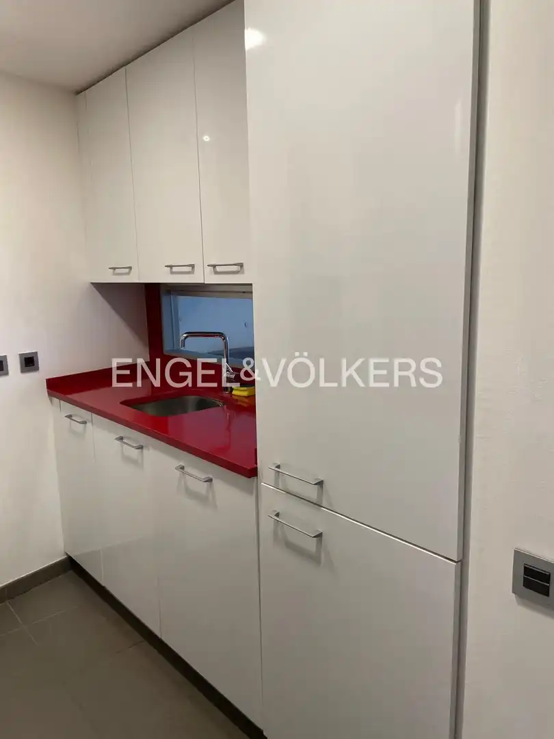 Cocina de Piso de alquiler en Badalona con Aire acondicionado, Calefacción y Terraza