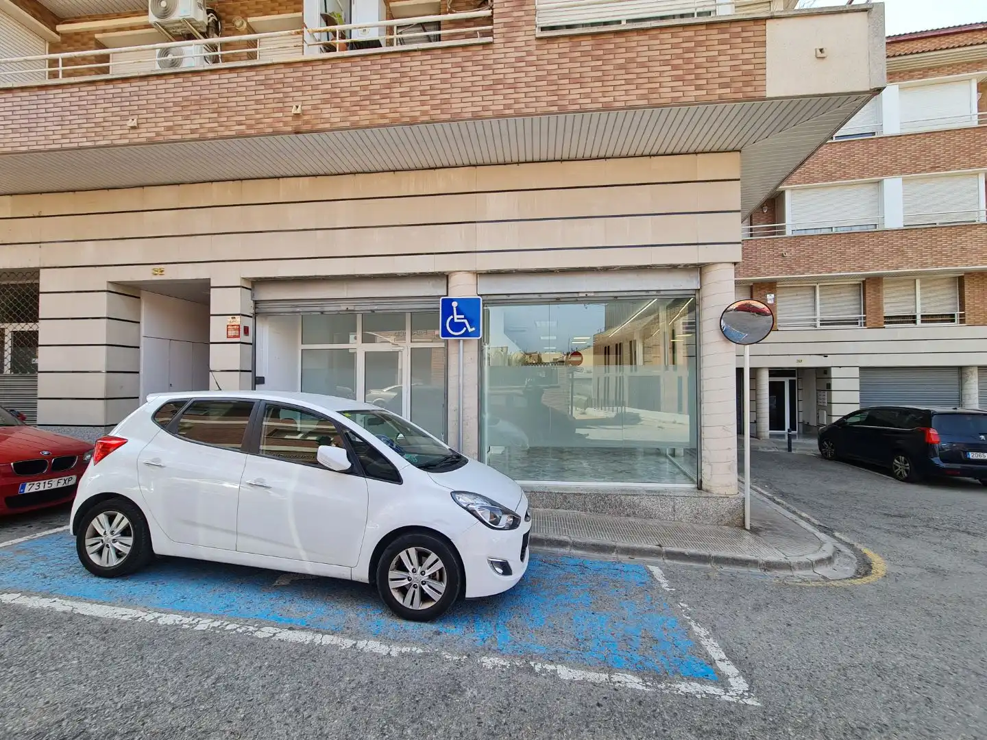 Local comercial de lloguer a jacint verdaguer 32, imagen 25