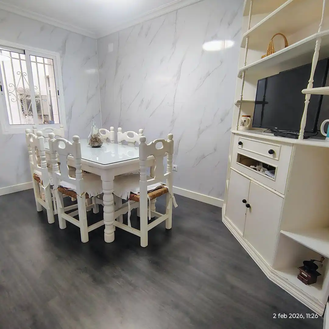 Comedor de Piso de alquiler en Sevilla con Aire acondicionado y Amueblado