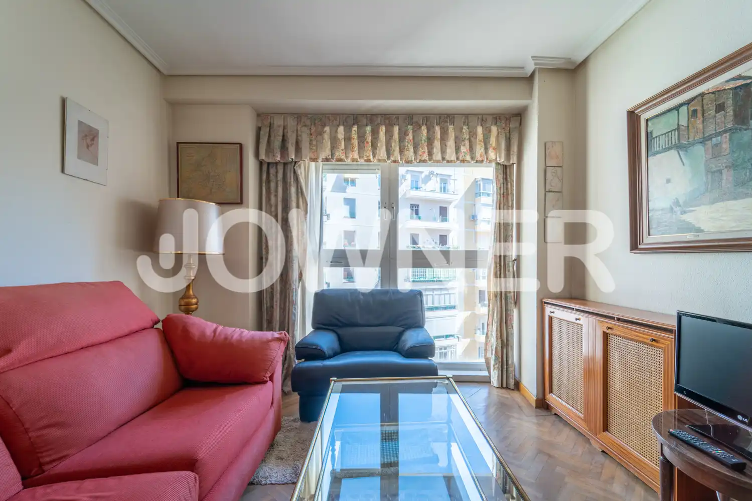 Living room of Flat for rent in Madrid  with Air Conditioner, Heating and Furnished