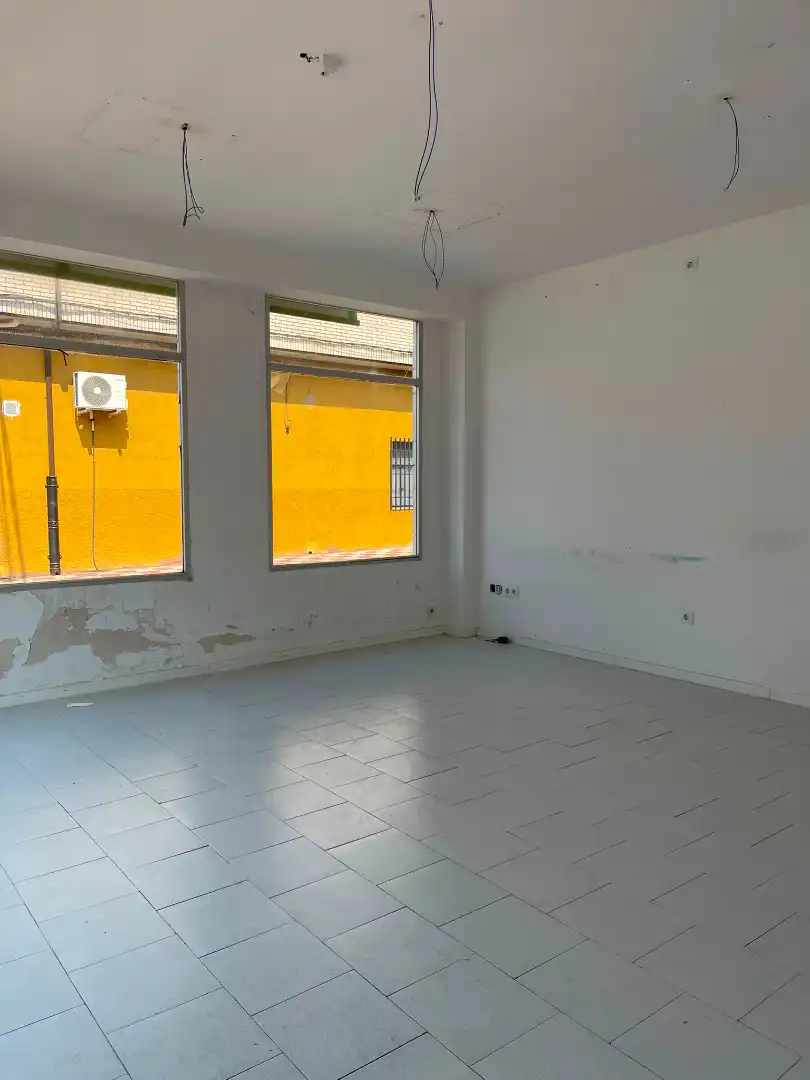 Fabrikhallen zur Miete in Montehermoso