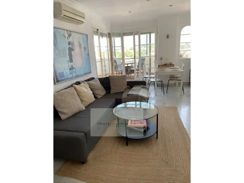 Living room of Flat for rent in Marbella