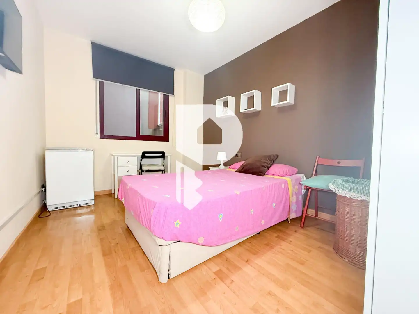 Dormitori de Planta baixa en venda en Barcelona amb Calefacció, Parquet i Traster