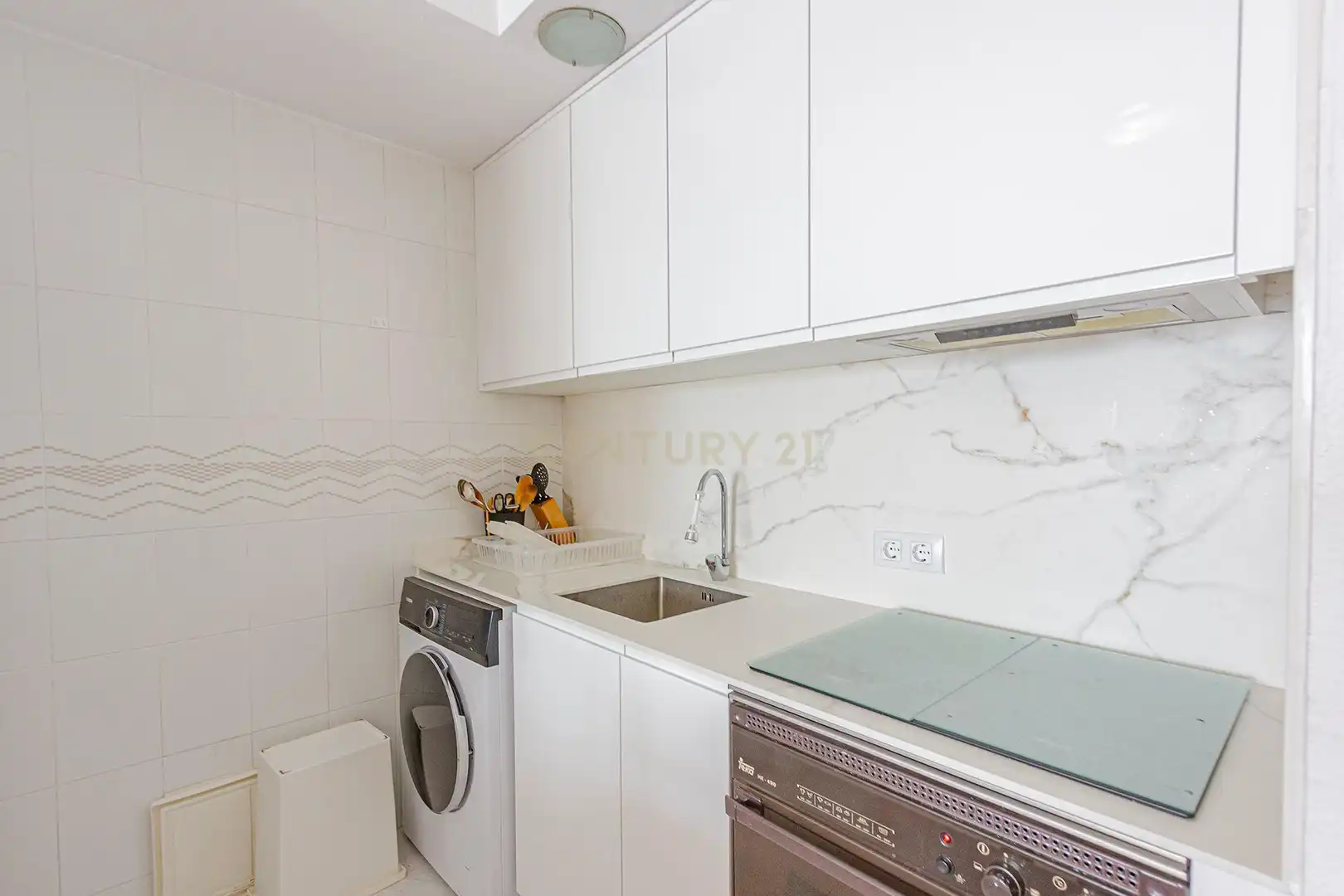 Cocina de Apartamento de alquiler en Calpe / Calp