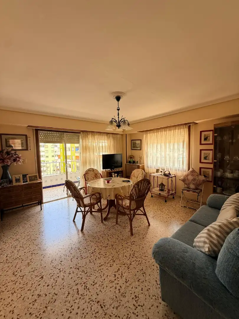 Sala d'estar de Apartament en venda en Cullera amb Terrassa, Moblat i Forn