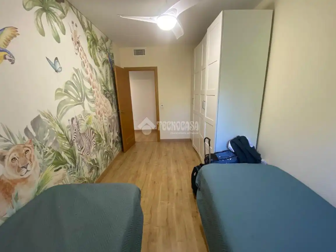 Bedroom of Flat for sale in Córdoba