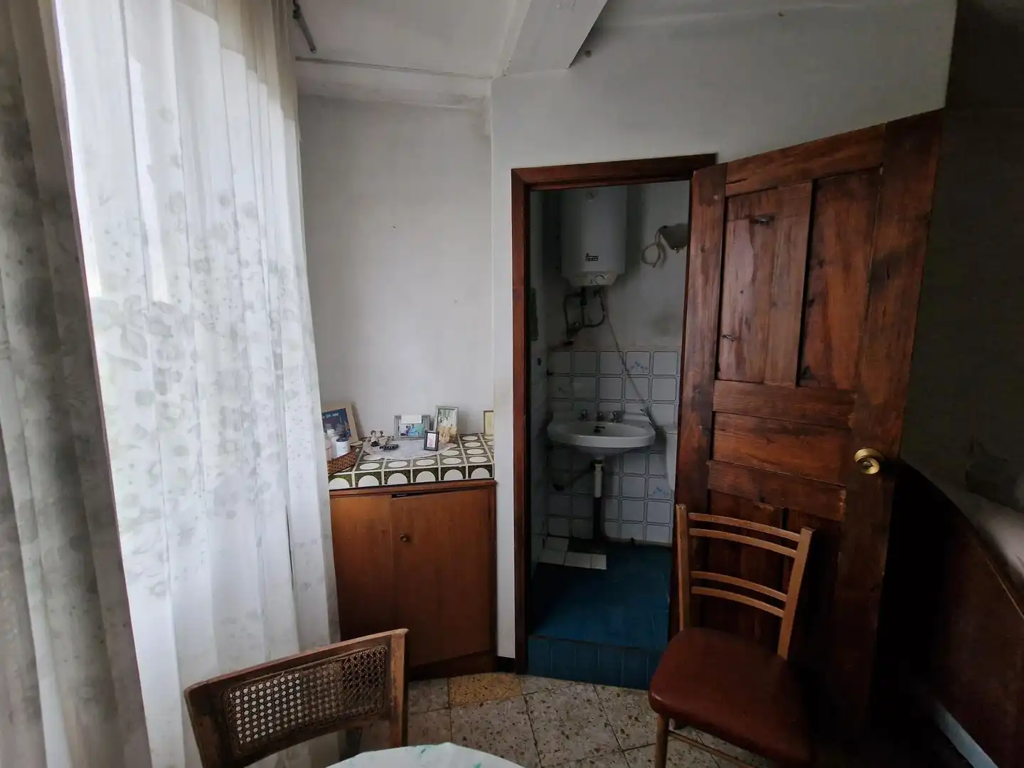 Bedroom of Houses for sale in Ourense Capital   with Terrace, Storage room and Washing machine