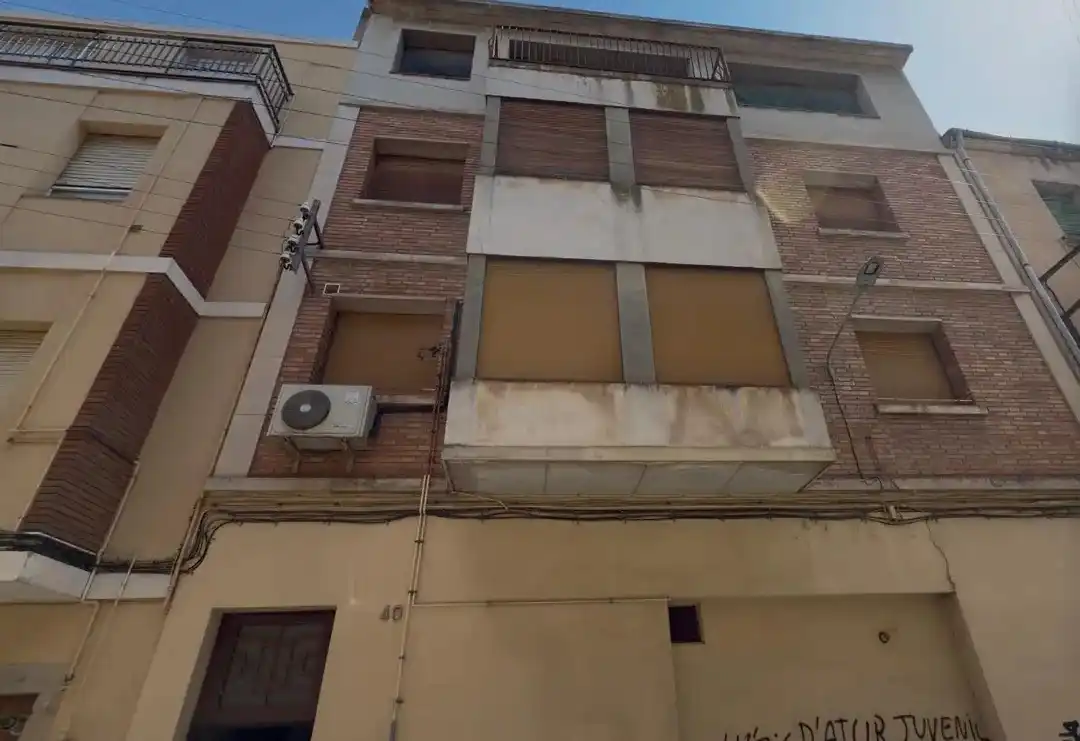 Inmuebles singulares en venta en Carrer d'Urgell