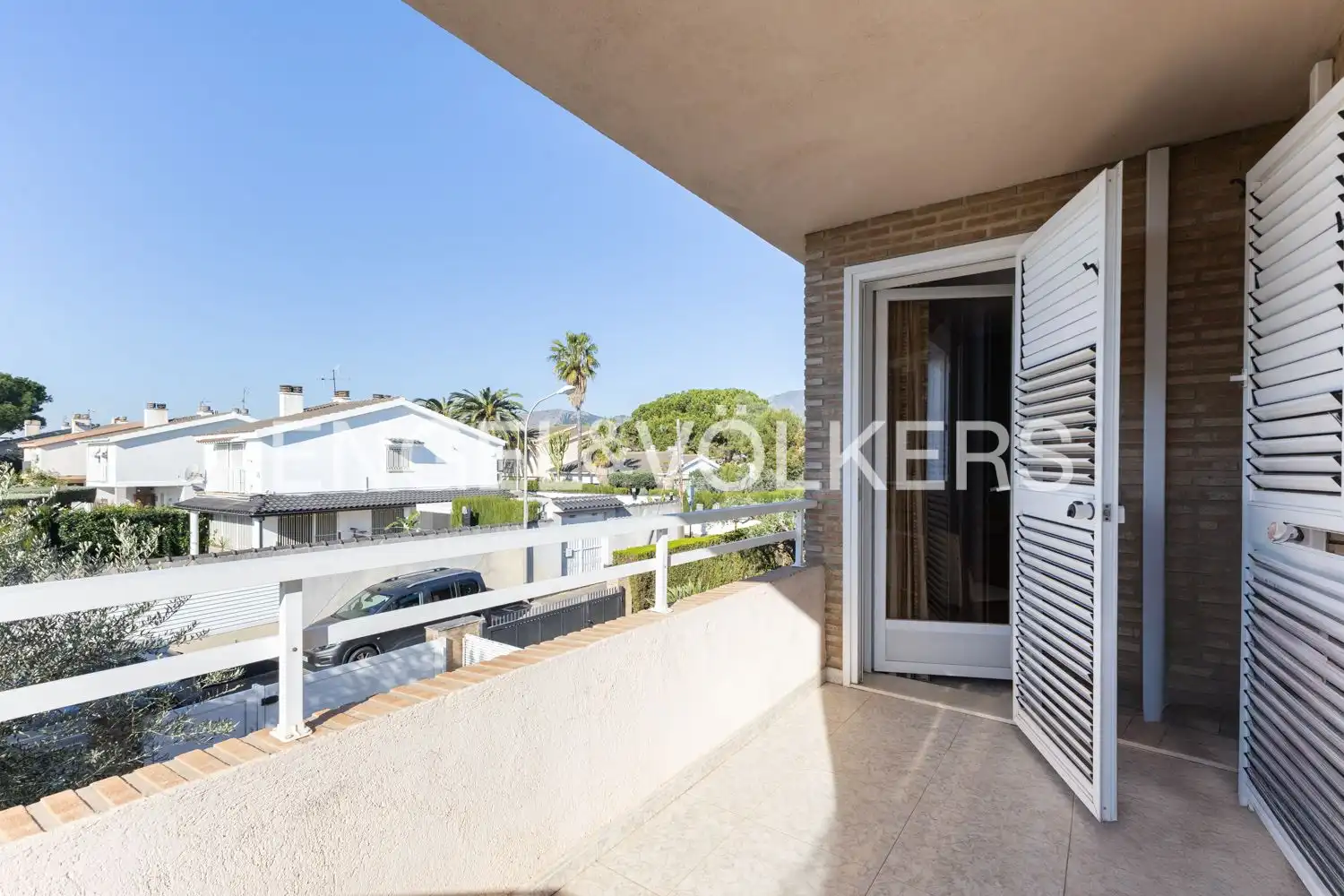 Vista exterior de Casa o chalet de alquiler en Benicasim / Benicàssim con Aire acondicionado, Calefacción y Jardín privado