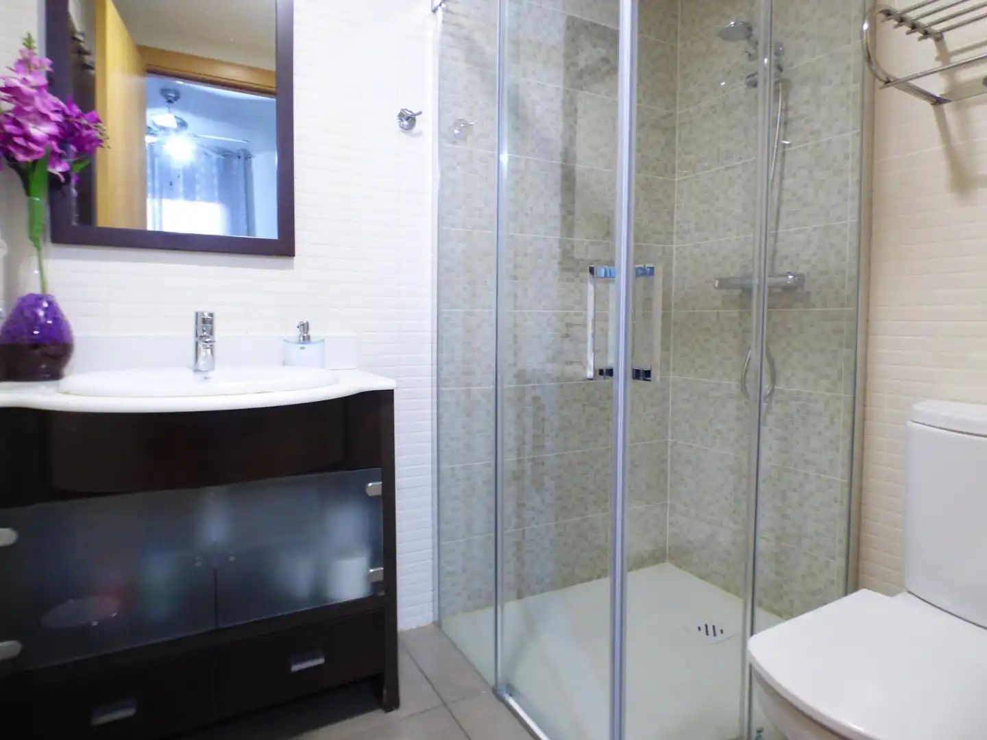 Bathroom of Flat for sale in Manresa  with Heating and Furnished