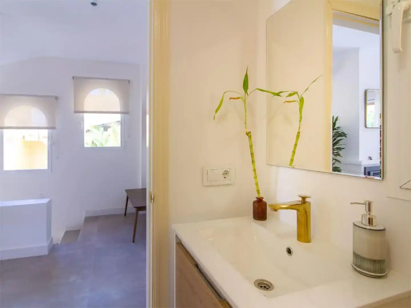Badezimmer von Wohnung zur Miete in Altea mit Klimaanlage, Schwimmbad und Balkon