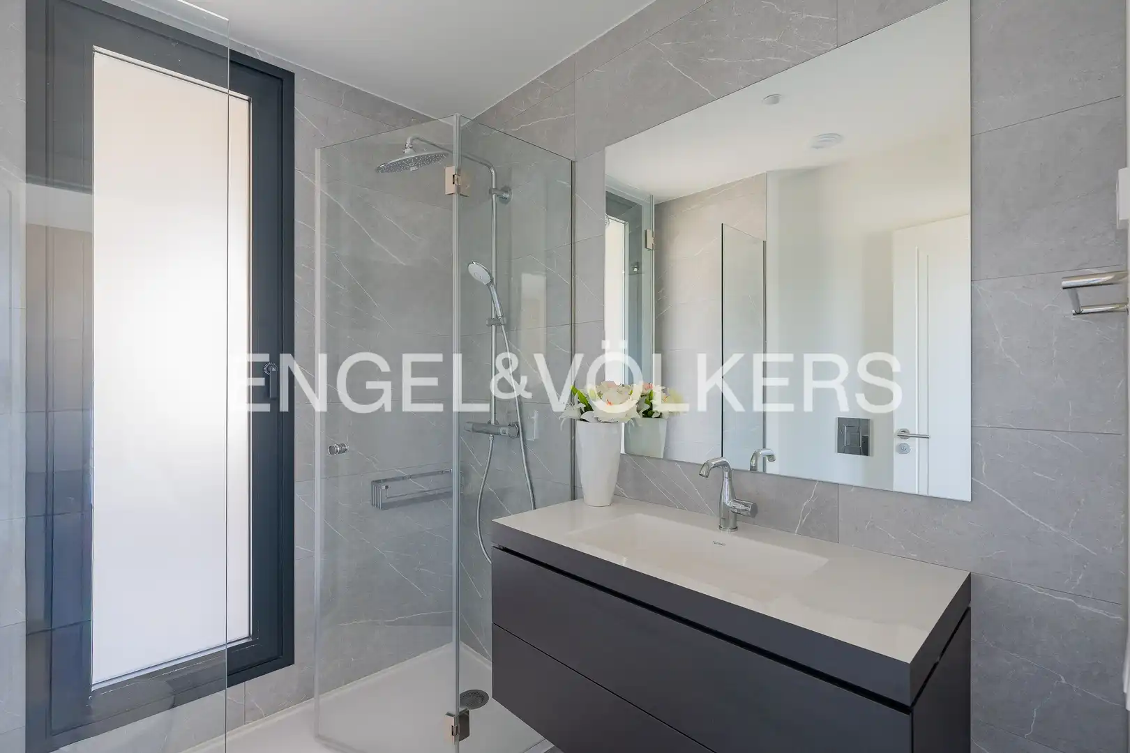 Baño de Casa o chalet en venta en Las Rozas de Madrid con Aire acondicionado, Calefacción y Jardín privado