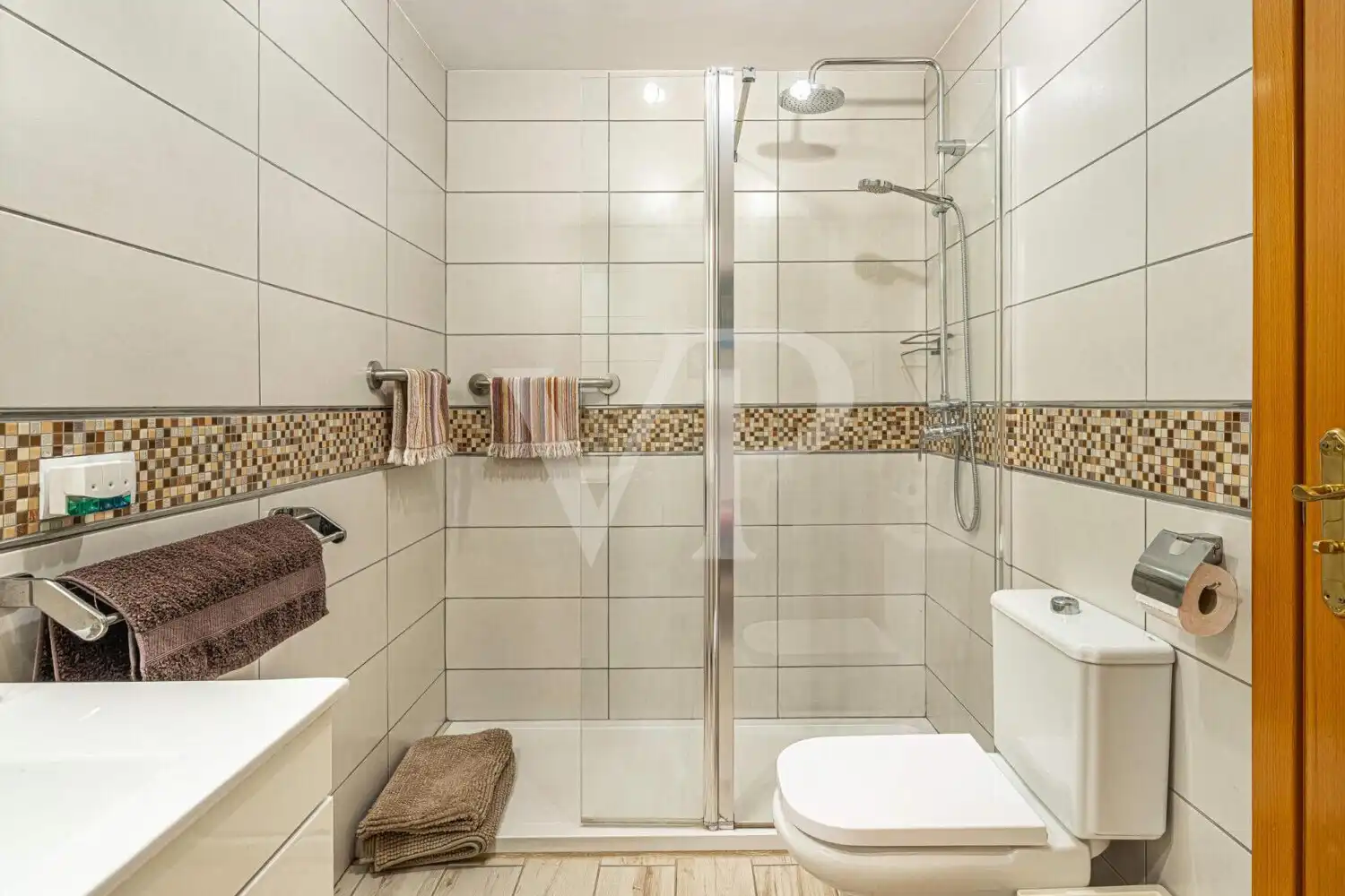 Bathroom of Ground floor for sale in Adeje  with Terrace and Community pool