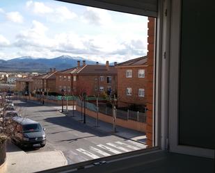 Exterior view of Single-family semi-detached for sale in Palazuelos de Eresma  with Air Conditioner, Heating and Private garden