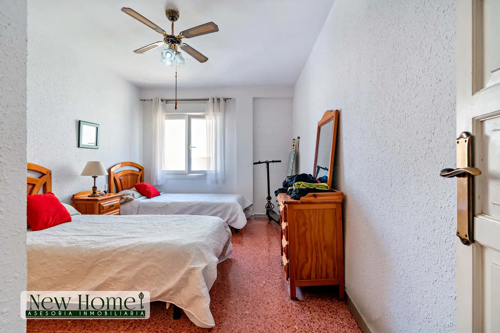 Bedroom of Flat for sale in Roquetas de Mar  with Terrace and Furnished