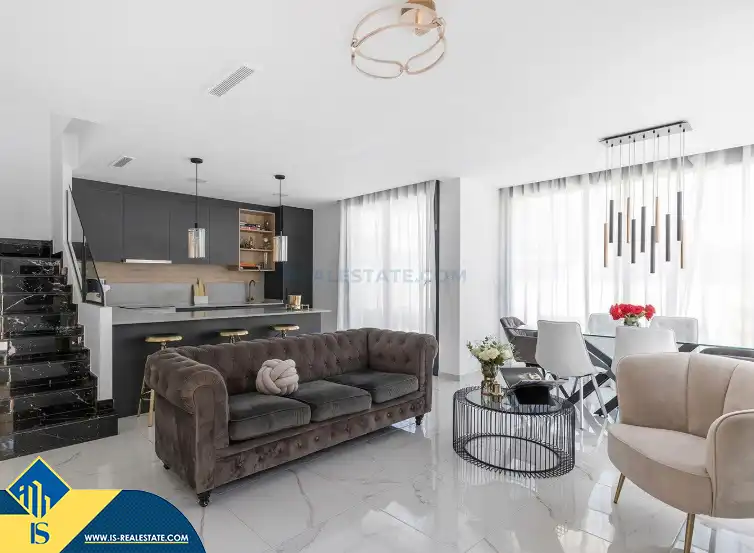 Villa avec piscine à vendre à Zona Carrefour - Urbanizaciones, imagen 3