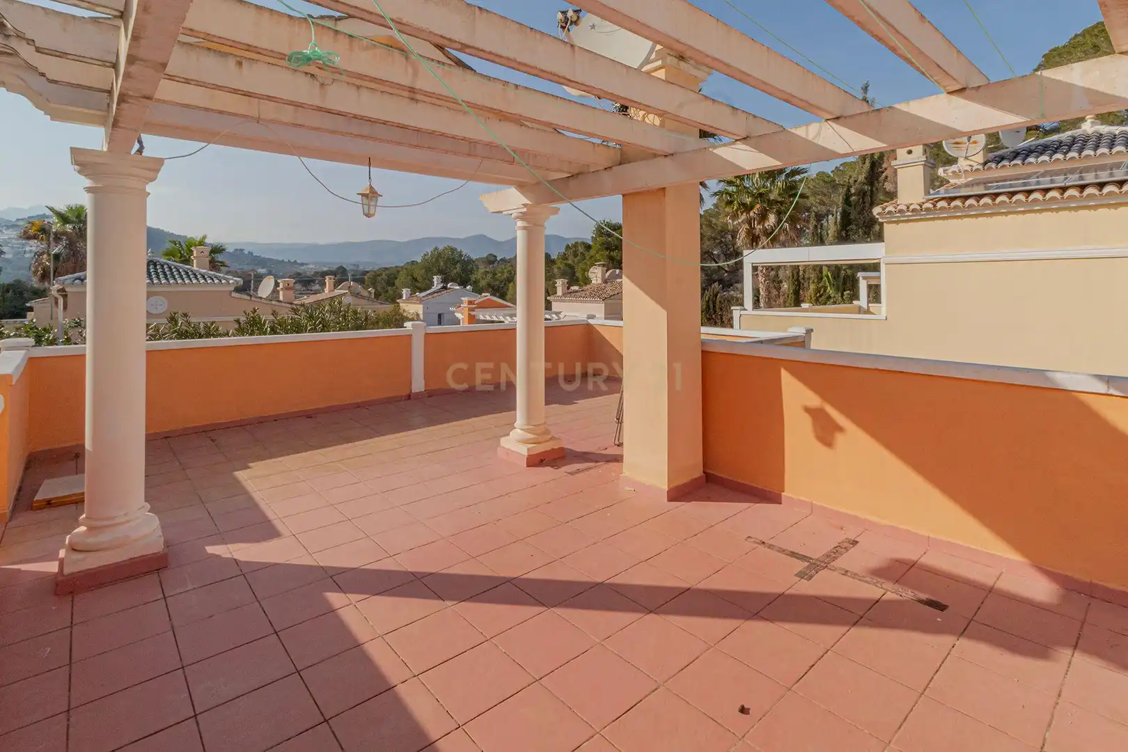 Bungalow with pool for sale in UR COMETA III 1(V) N2-2(V)CALP (ALICANTE) Urb Lilia Rosa, imagen 4
