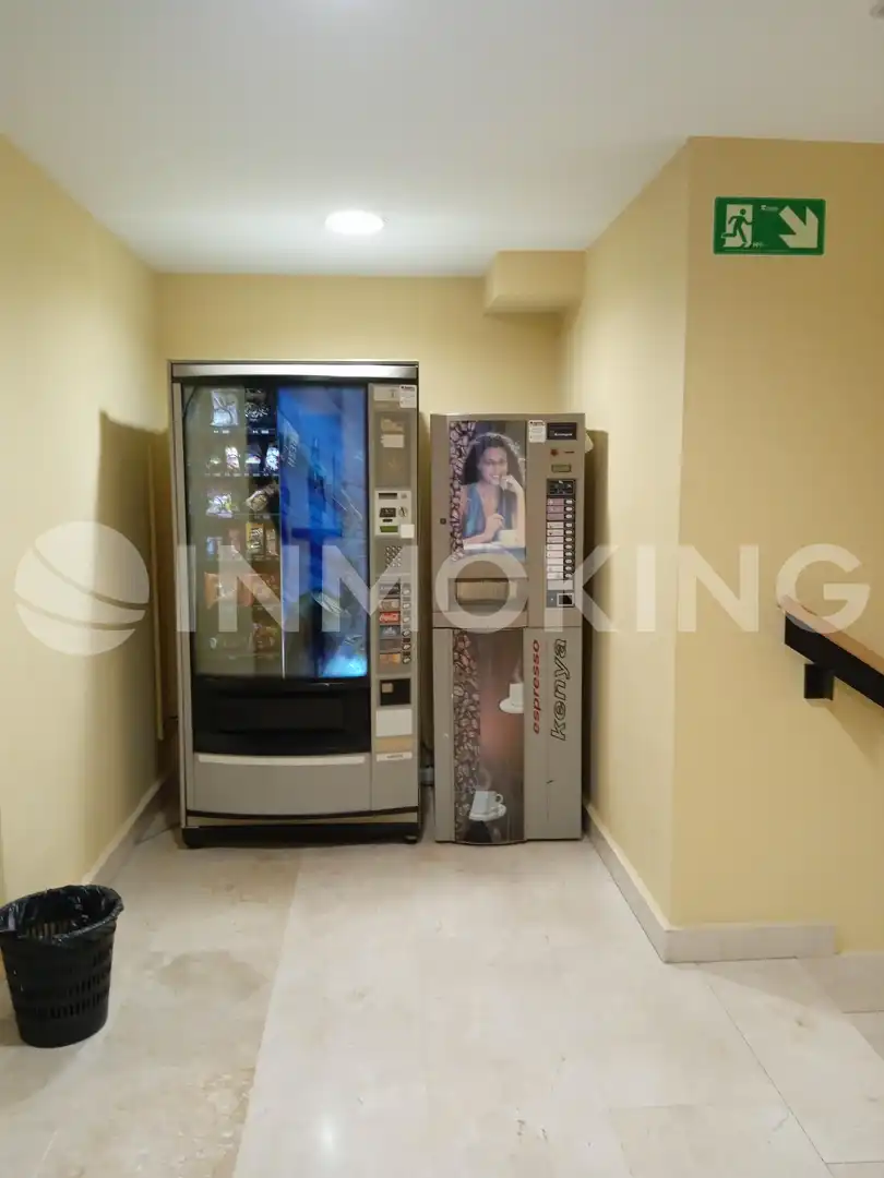 Oficina de alquiler en Alcalá de Henares con Aire acondicionado, Calefacción y Balcón