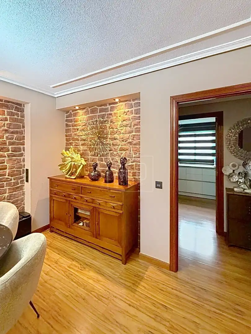 Flat for sale in Pinto  with Air Conditioner, Heating and Terrace