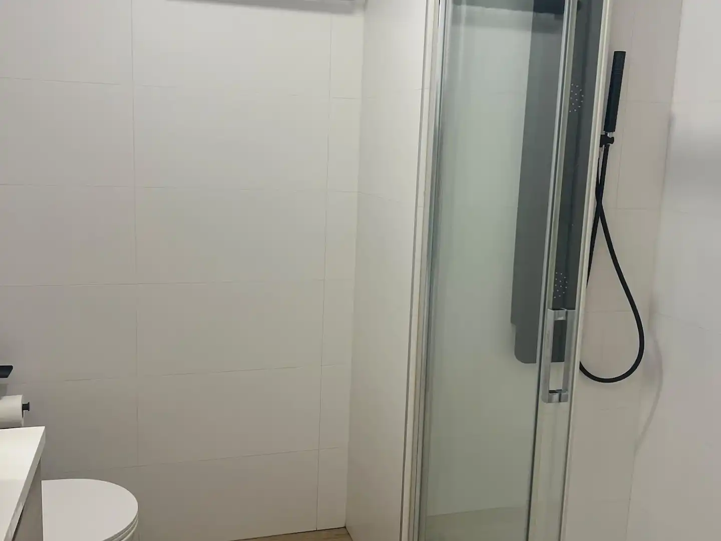 Bany de Estudi de lloguer en Murcia amb Aire condicionat, Calefacció i Moblat