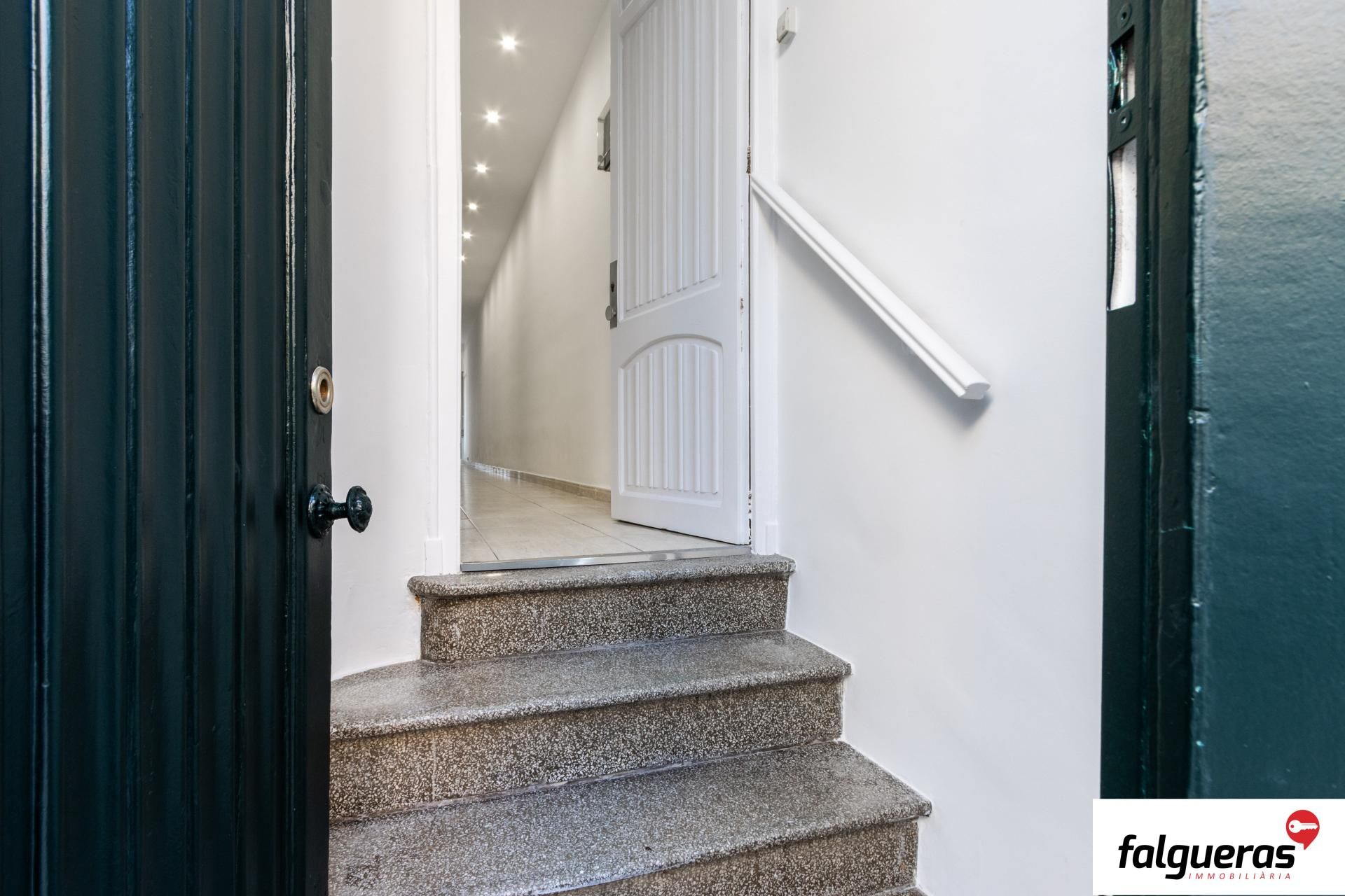 Flat for sale in Sabadell  with Heating
