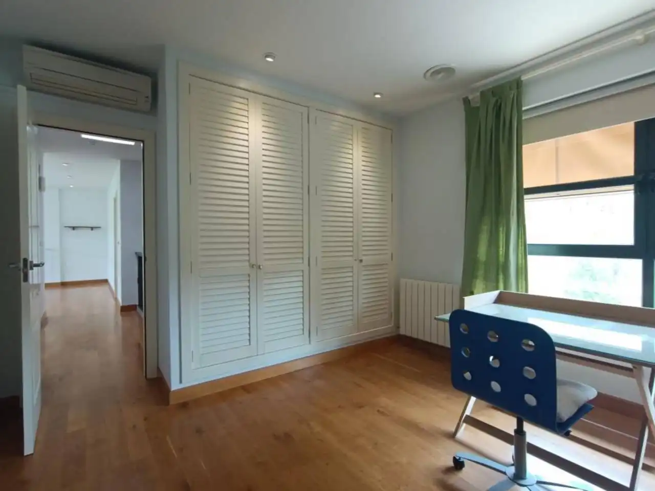Habitación de Casa o chalet en venta en Petrer con Aire acondicionado, Calefacción y Jardín privado