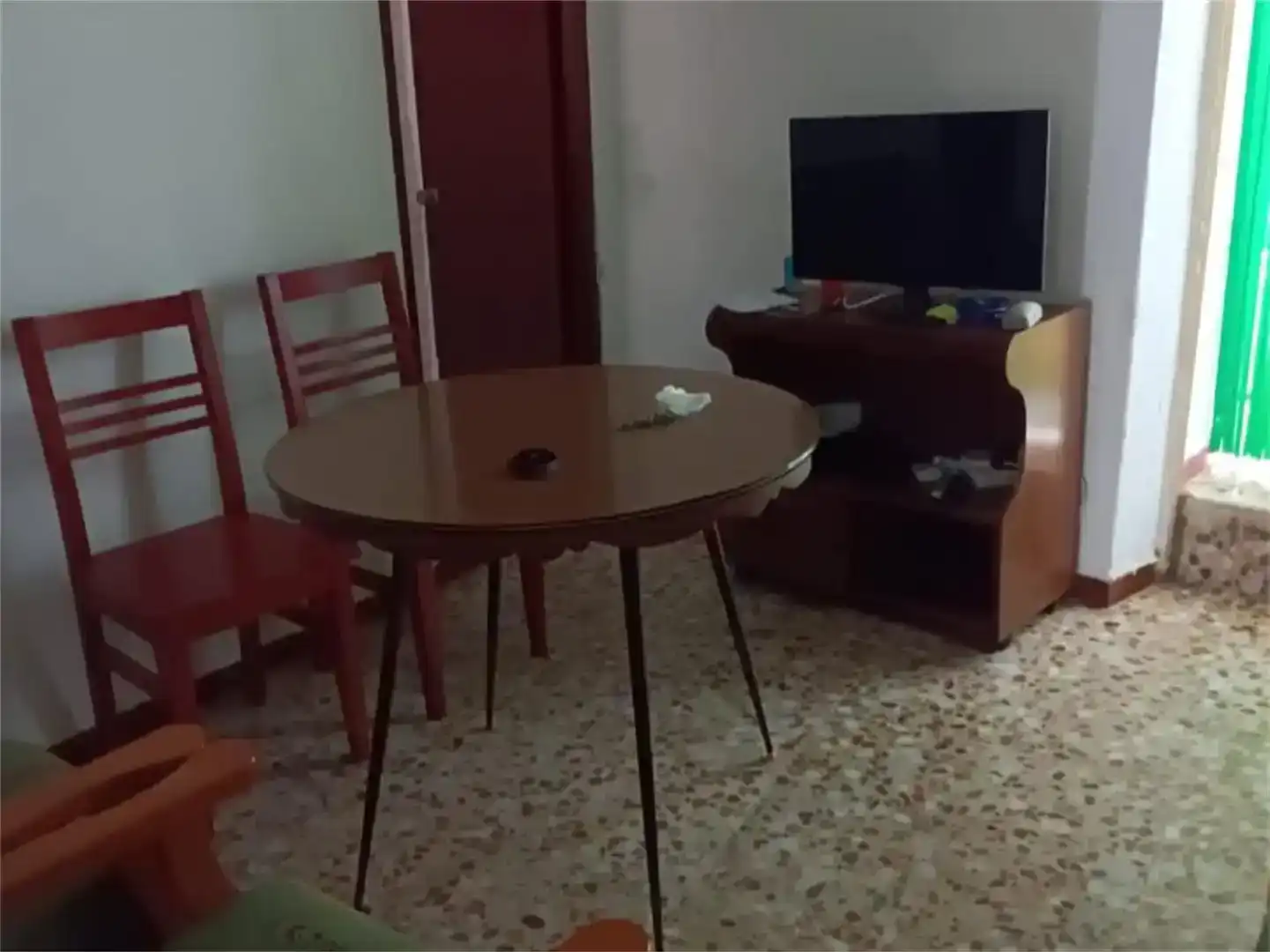 Sala de estar de Casa adosada en venta en Feria con Trastero, Lavadora y Microondas