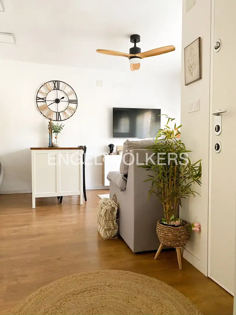 Wohnzimmer von Wohnung zur Miete in Villaviciosa de Odón mit Klimaanlage, Heizung und Privatgarten