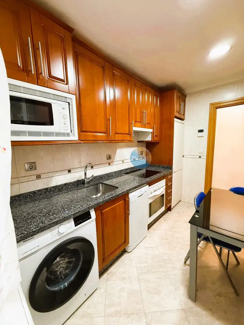 Küche von Wohnung zur Miete in Garrido