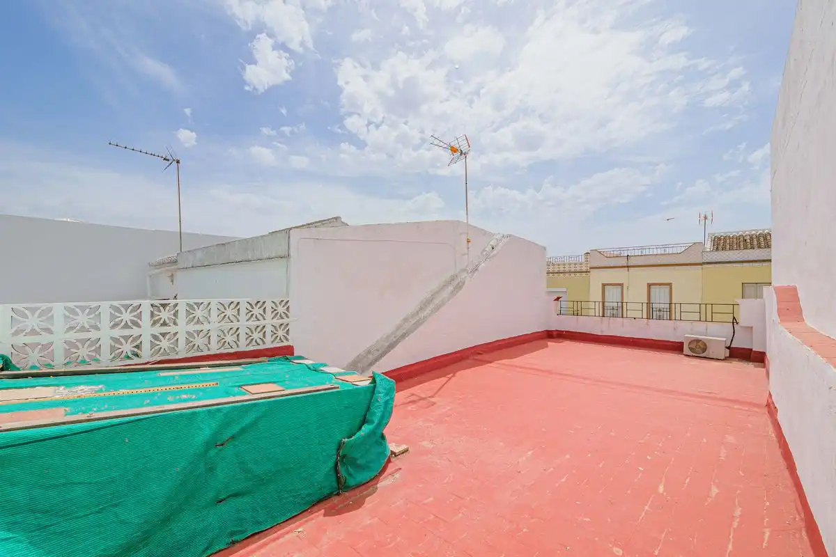 Terrassa de Casa adosada en venda en El Coronil amb Aire condicionat, Calefacció i Terrassa