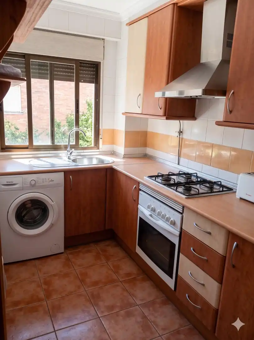 Cocina de Piso de alquiler en Granada con Aire acondicionado, Calefacción y Terraza
