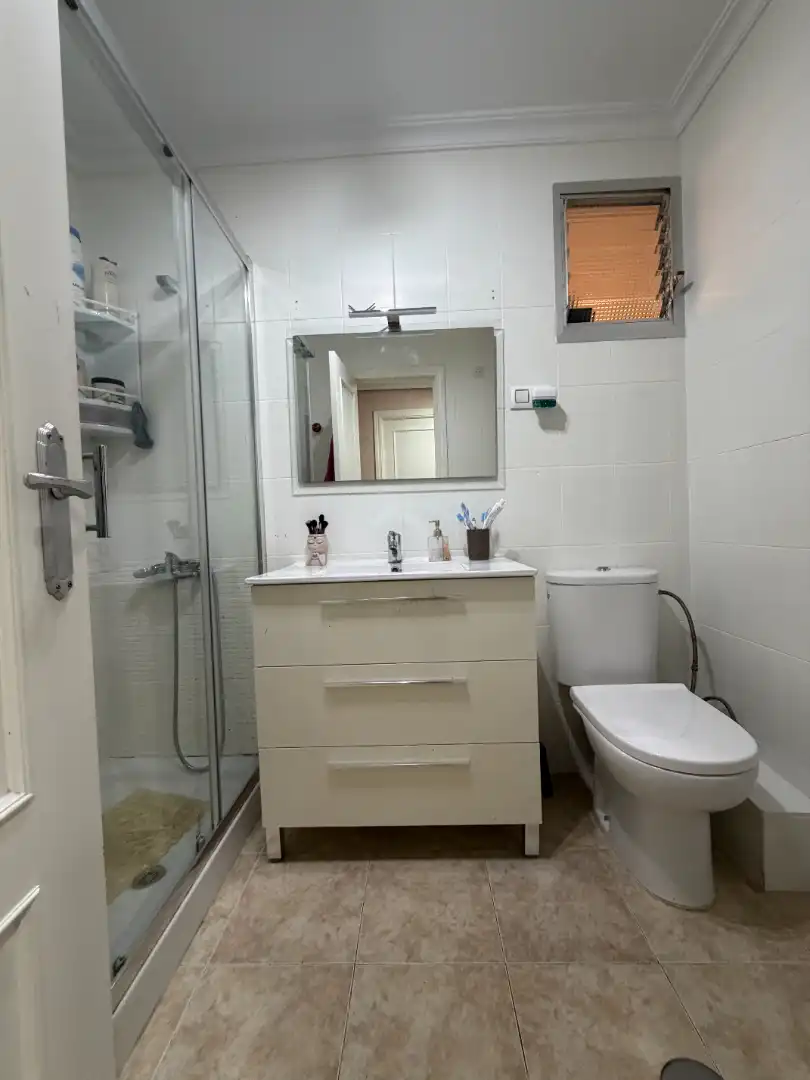 Baño de Piso en venta en Sevilla con Aire acondicionado y Terraza