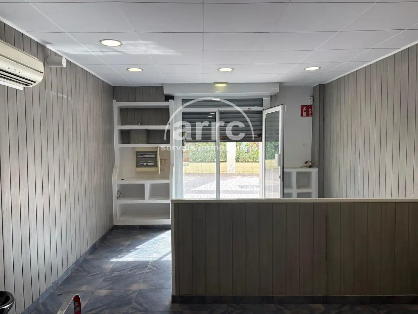 Local comercial de lloguer a Centre - Nucli Antic, imagen 3