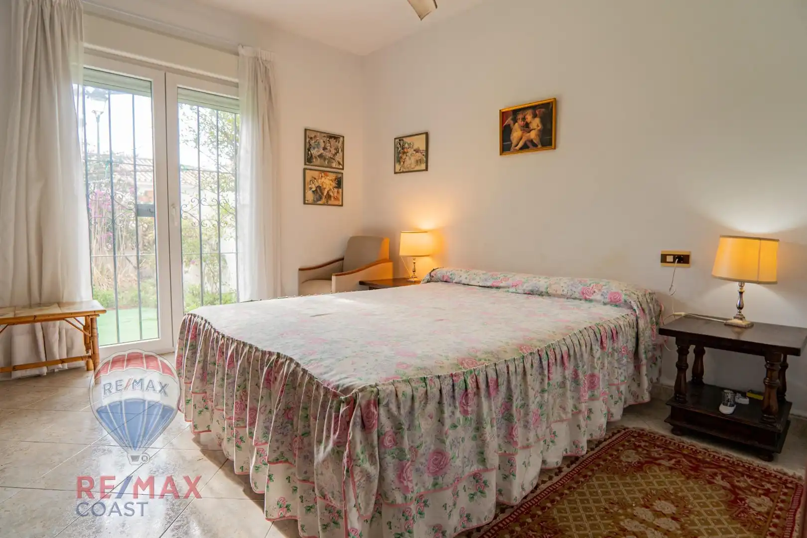 Habitación de Casa o chalet en venta en Torrox con Aire acondicionado, Calefacción y Jardín privado