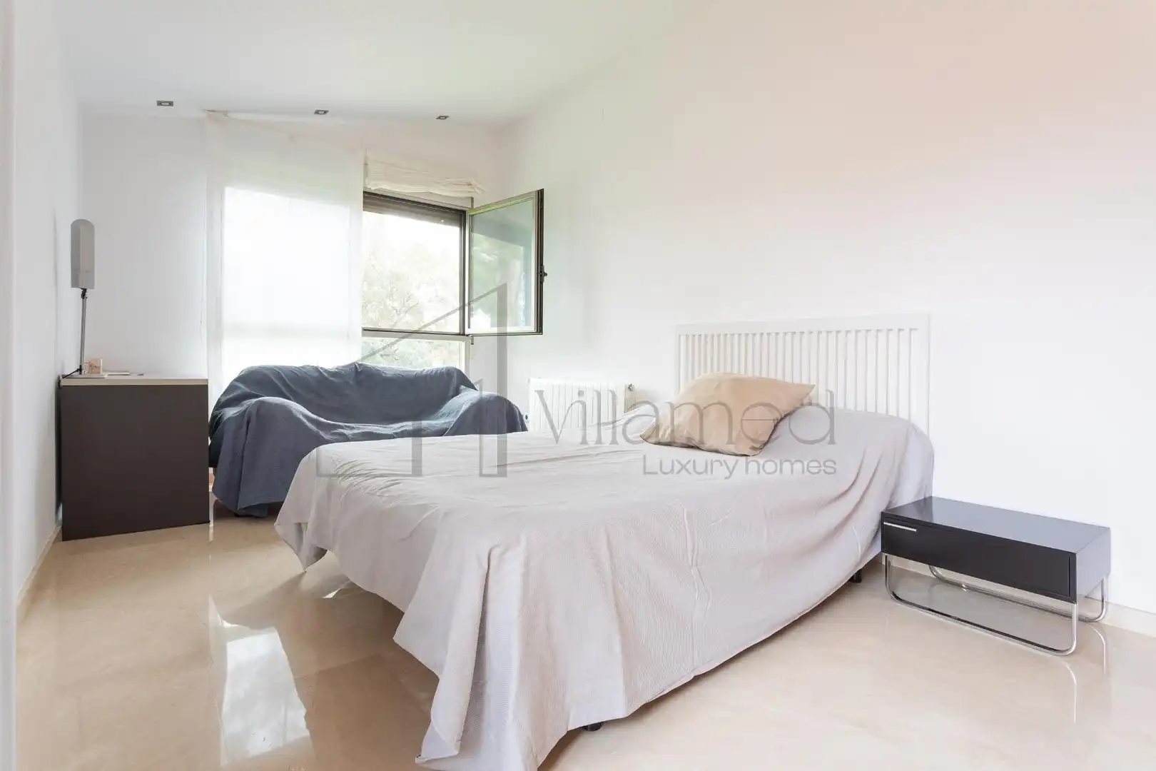 Bedroom of Houses for sale in L'Eliana  with Air Conditioner, Private garden and Terrace