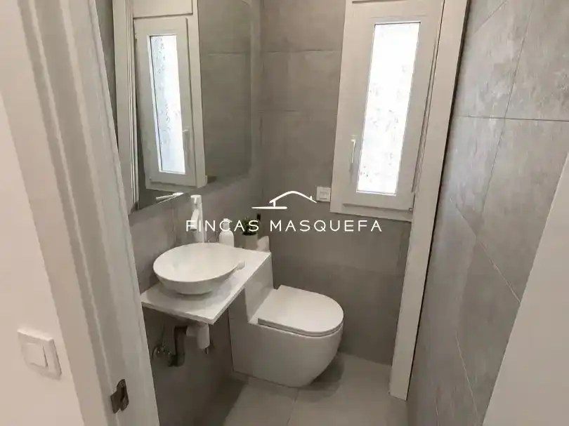 Casa a schiera in vendita a Carrer Lluís Llobregat 1, imagen 8