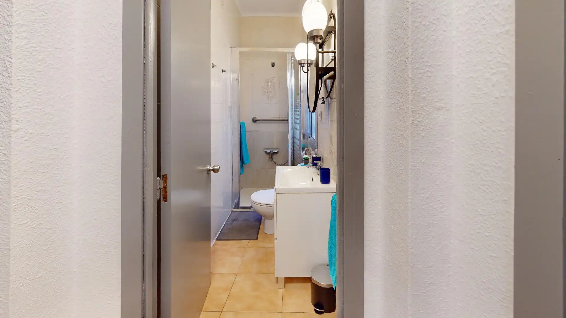 Baño de Piso en venta en Tarragona con Amueblado y Horno